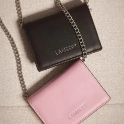 Le Meredith - Portefeuille sur chaîne en cuir vegan noir